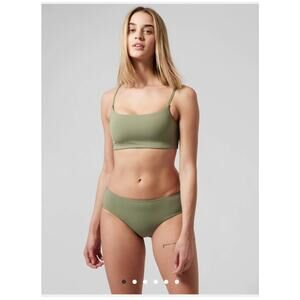 NWT Athleta Scoop Bikini Top - XXS D/DD - Eucalyptus Olive - XXS D/DD